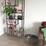 The Hajdu Hide-away - Cozy, Private House, Hot Tub & Garden, Pet Friendly Case de vacanță